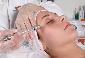Limpeza de pele com peeling